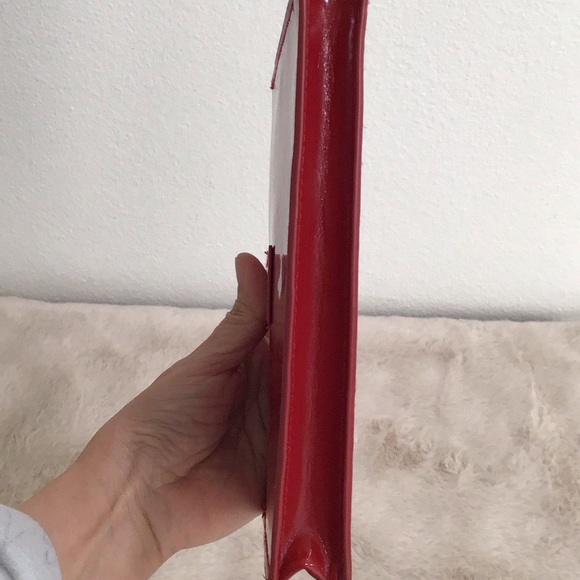 🆕 MIU MIU Patent Red Clasp Cosmetic Bag No Box No Dust Bag - Picture 9 of 12